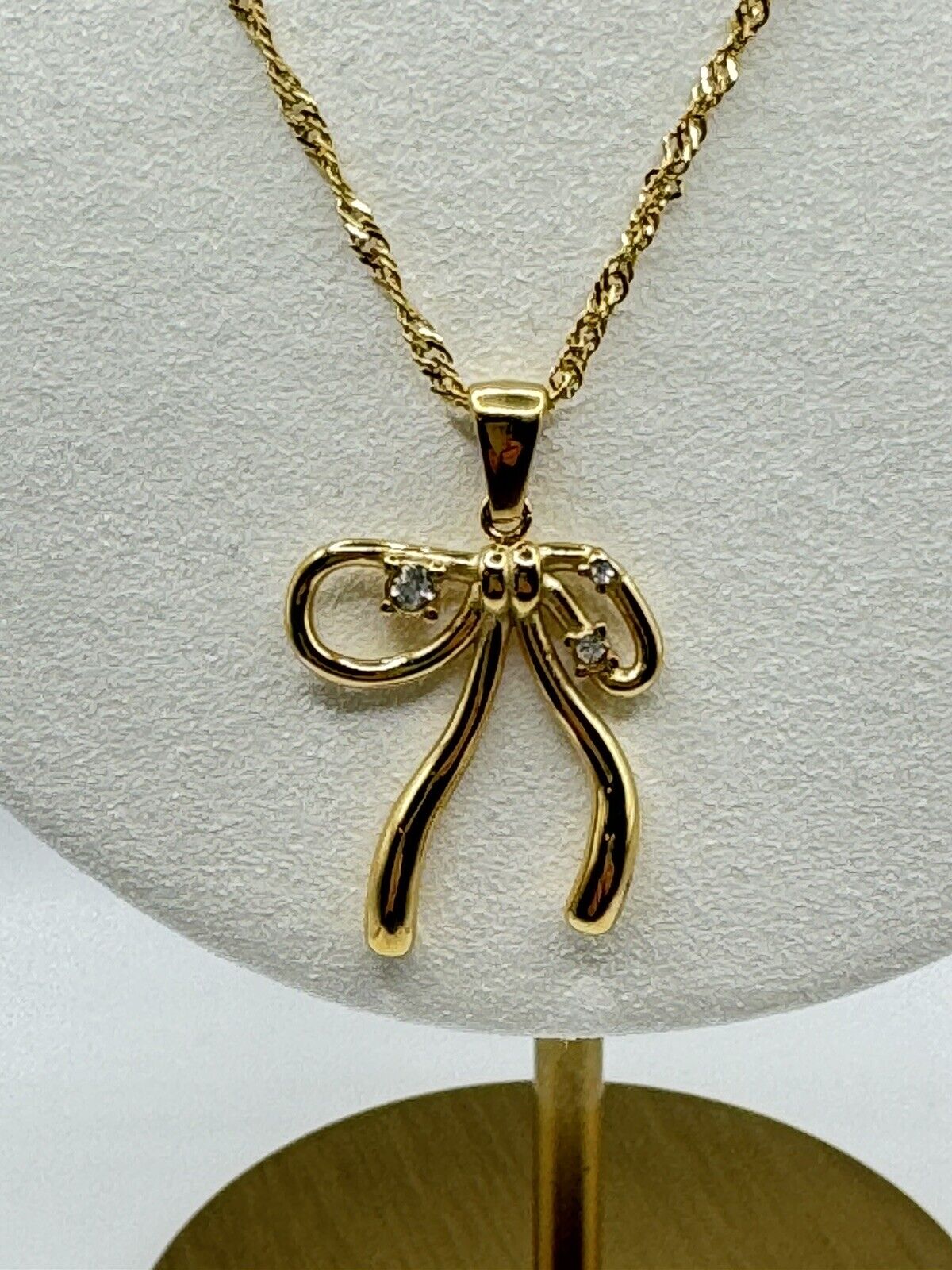 18k Plated Gold Bow Pendant Necklace
