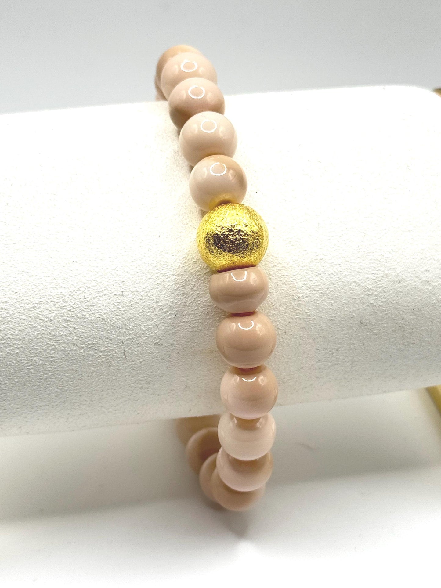 Handmade Beaded Anklet with Gold Accent Bead – Natural Creamy White Beads – Boho Minimalist Jewellery for Women