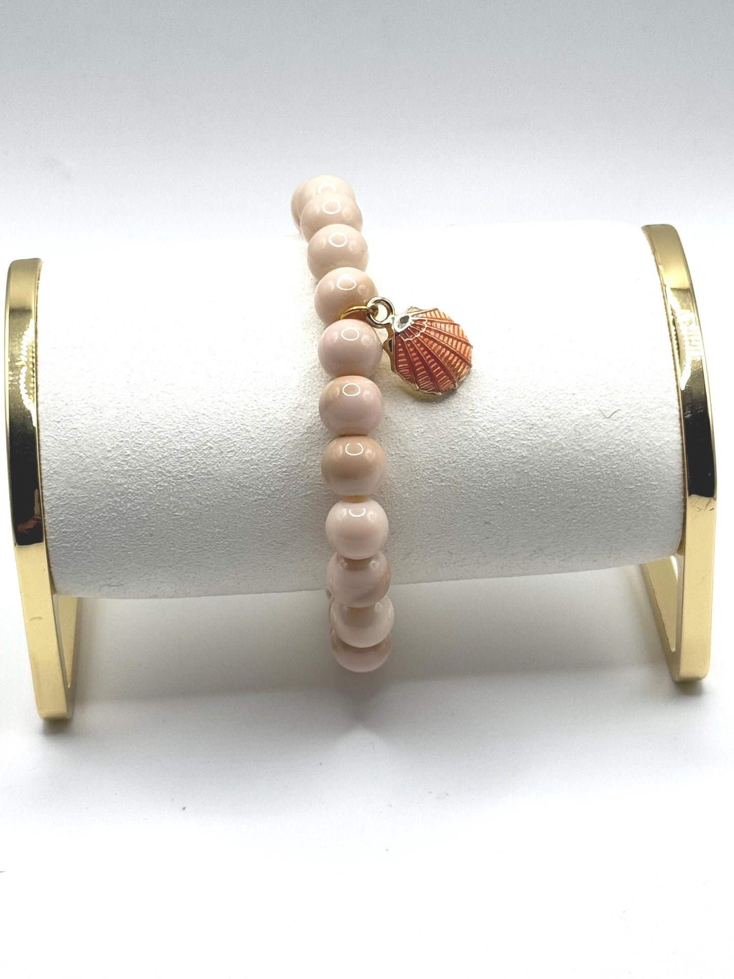 Cream Beaded Anklet with Shell Charm – Boho Beach Jewellery , Summer Anklet for Women