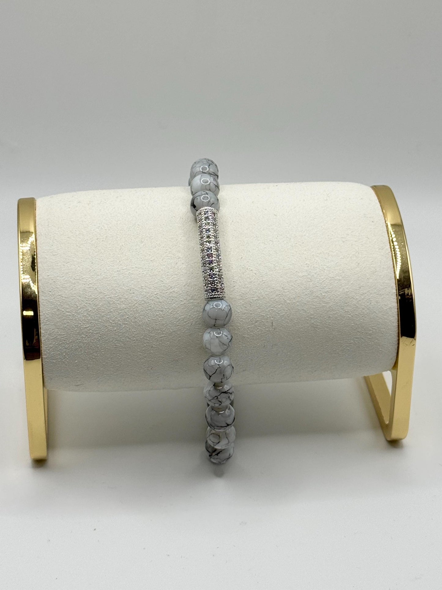 Grey Howlite Beaded Anklet with Silver Rhinestone Accent – Handmade Gemstone Jewelry