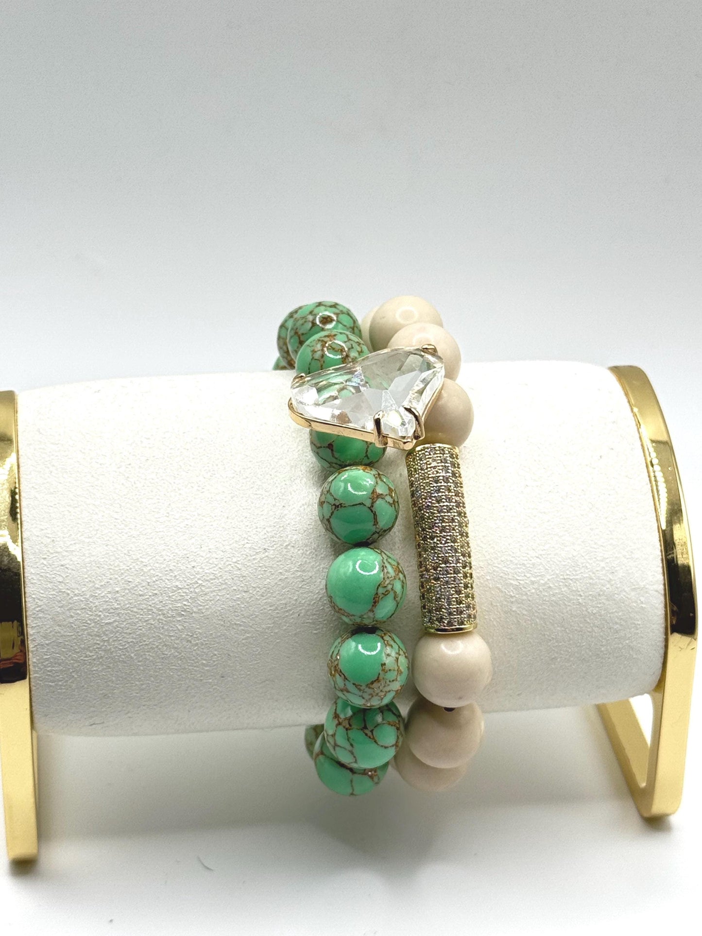 Cream Beaded Bracelet with Gold & Crystal Pavé Bar – Handmade Stretch Bracelet – Elegant Neutral Jewellery – Gift for Her UK