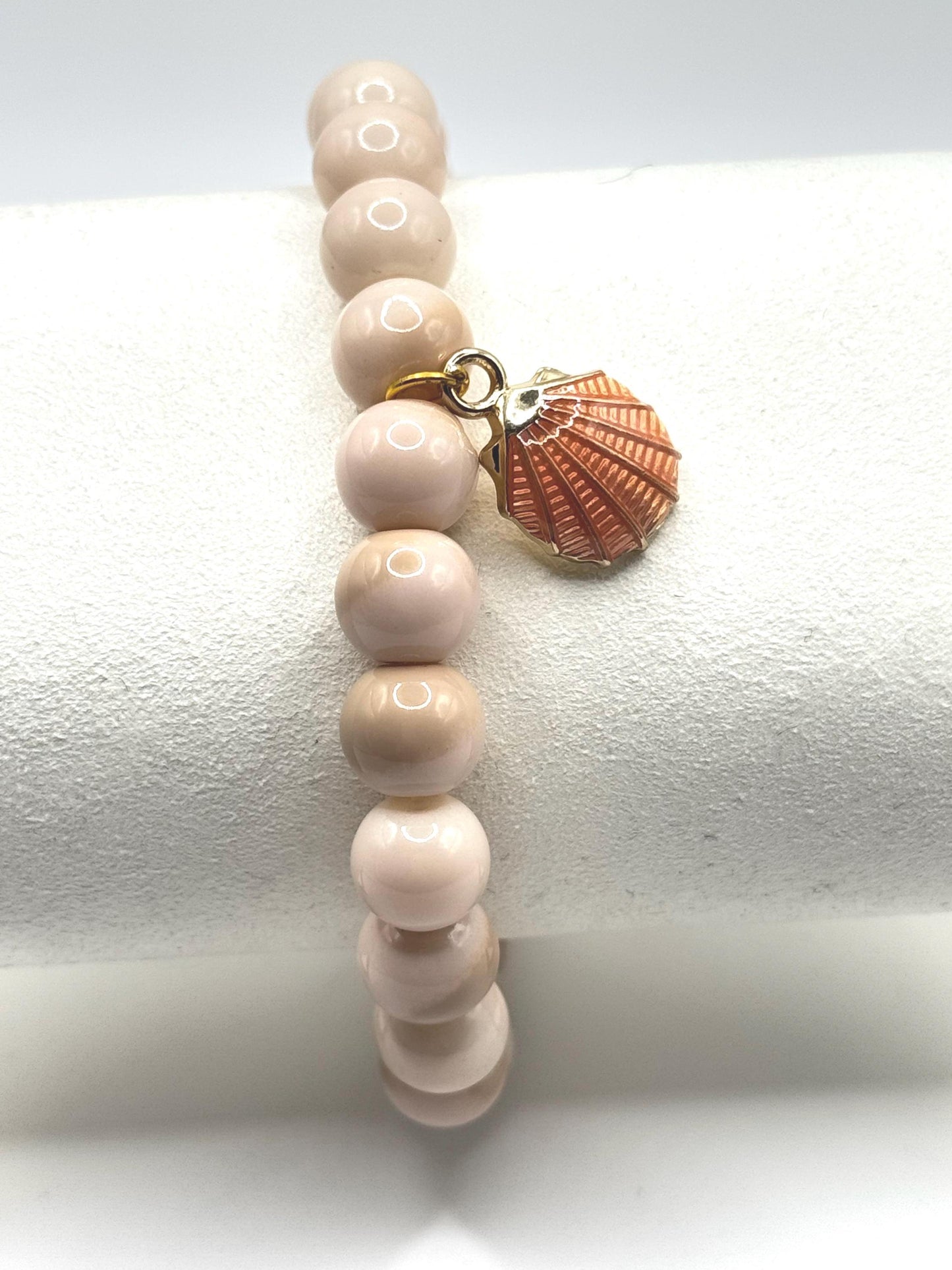 Cream Beaded Anklet with Shell Charm – Boho Beach Jewellery , Summer Anklet for Women