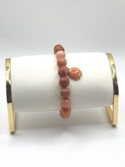 Coral Beaded Bracelet with Seashell Charm – Handmade Beach Jewellery – Stretch Bracelet for Women
